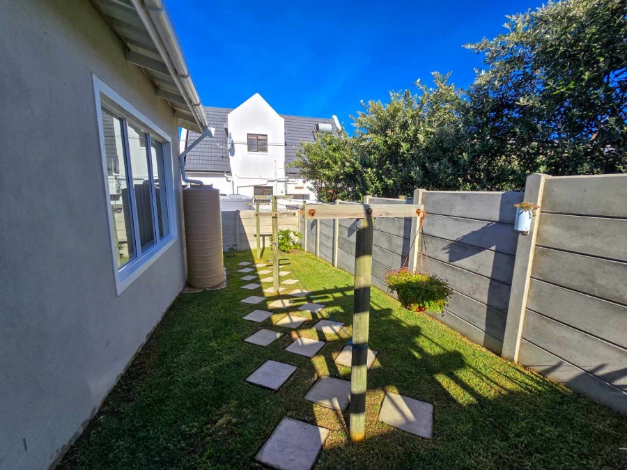 4 Bedroom Property for Sale in Jongensfontein Western Cape